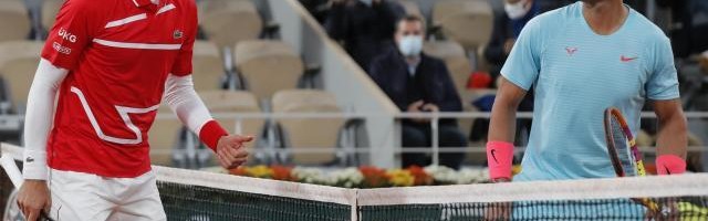 开云平台-“三巨头”都是破纪录狂魔 用事实说话谁最“痴迷”？