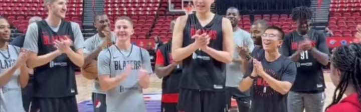 文化输出+新秀义务~杨瀚森为球队PR用中文唱生日快乐歌