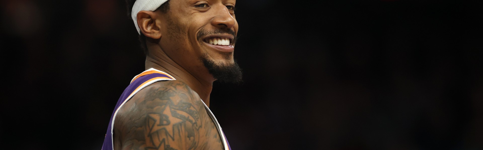 kaiyun sports-买断离开太阳&amp;加盟快船！比尔社媒晒太阳生涯照片并配文：✌🏾