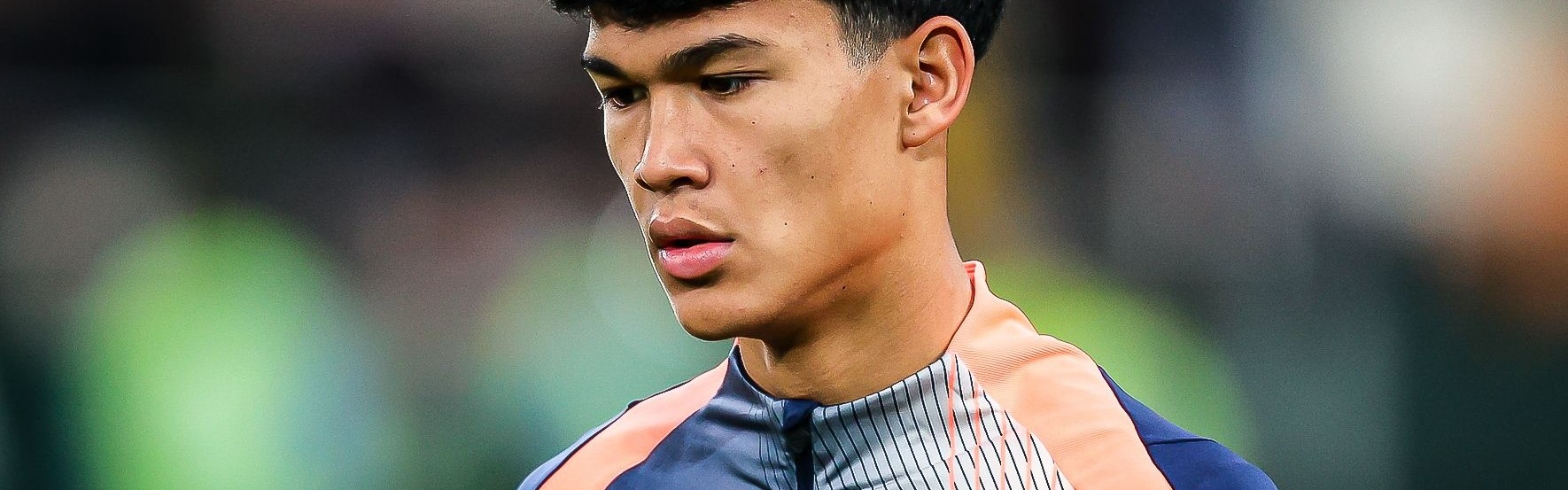 开云官方直播-法媒：巴黎想以普通转会方式签德罗避税，巴萨要价可能超800万欧