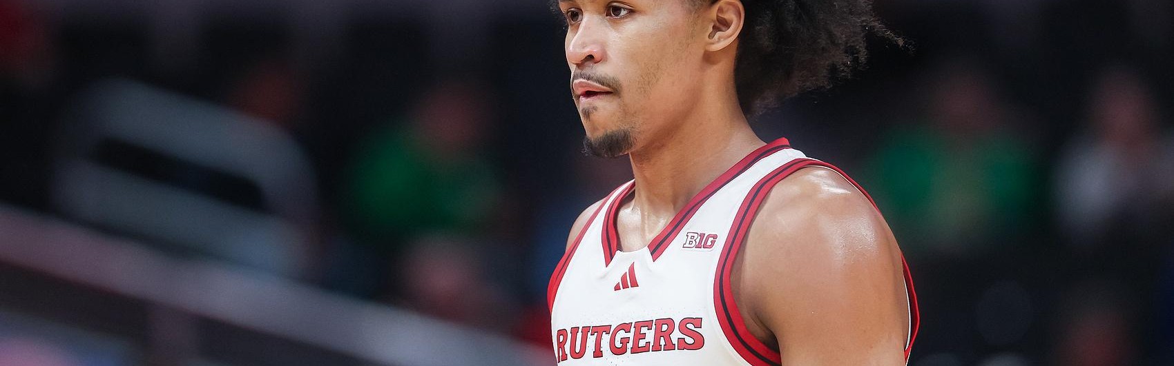 选秀专家：马刺将哈珀视为文班之外的另一基石 对交易2号签没兴趣